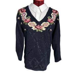 Vintage Jantzen Medium  Large Petite Hand‎ Embroidered Floral V Neck Sweater